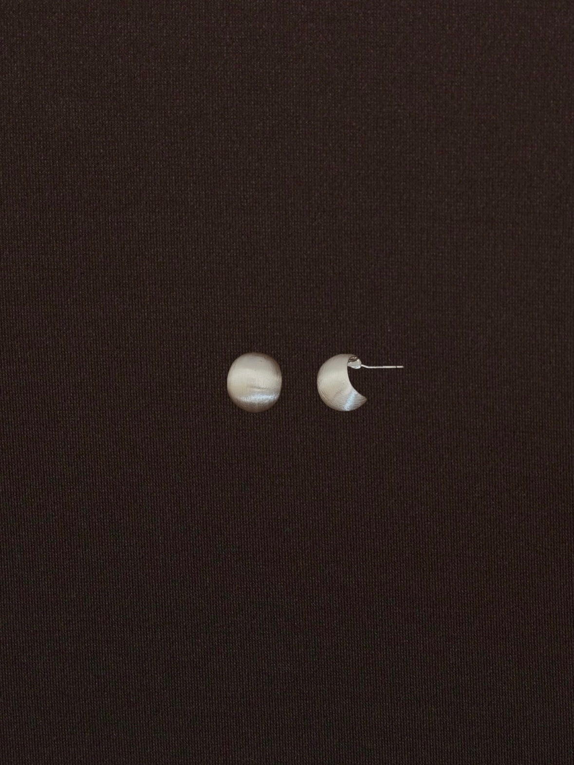 Aretes Bola Hueca Lisa Plateados