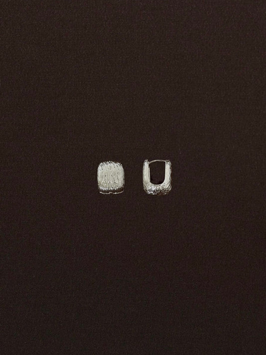 Aretes Cuadrados Cerrados Rayados Plateados