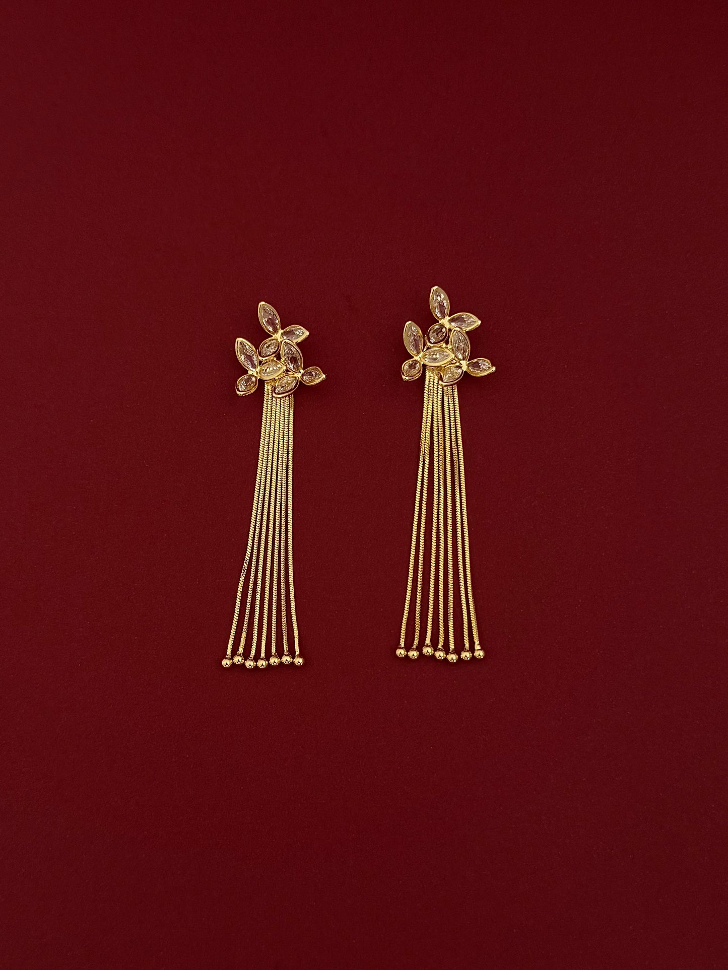 Aretes Largos Flores Zirconia con Liras Lisas Dorados