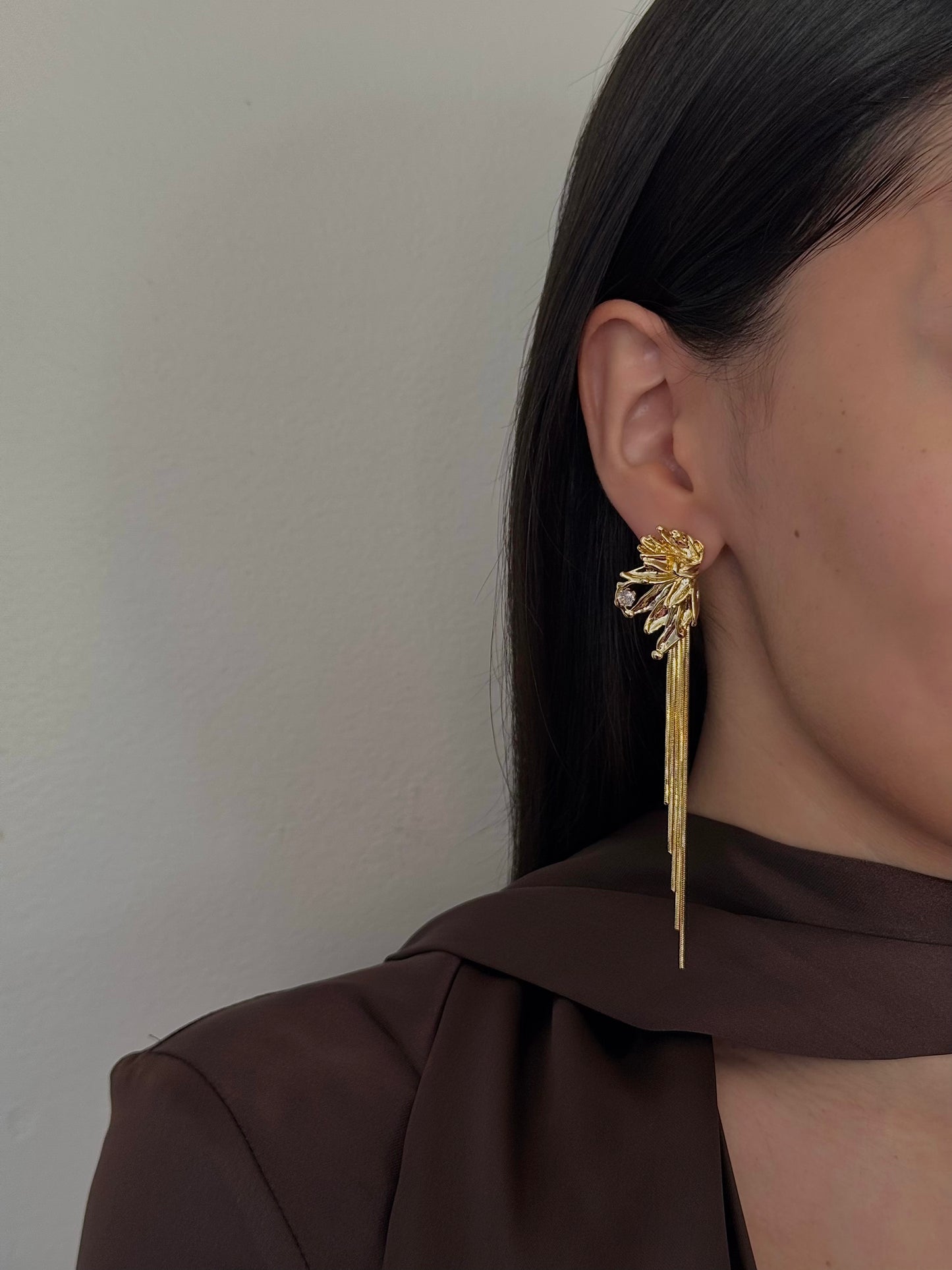 Aretes Flor Marie Dorada