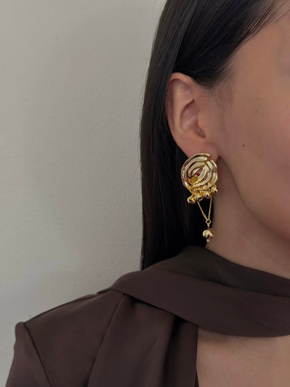Aretes Círculo Orgánico Bolas Lisas Dorados