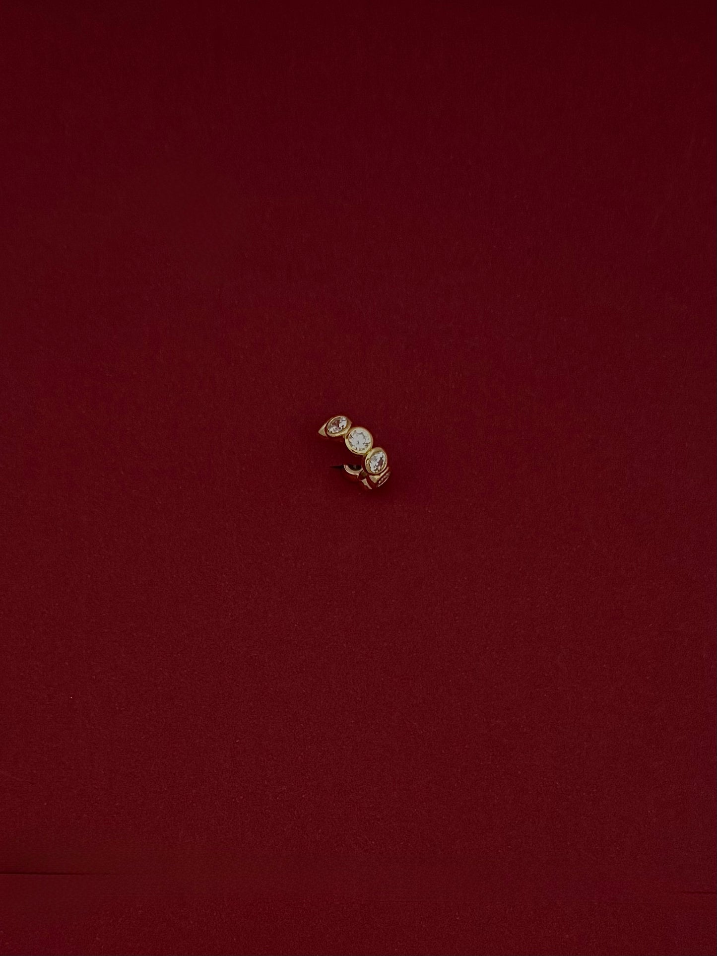 Ear Cuff 7 Zirconias Bisel Dorado