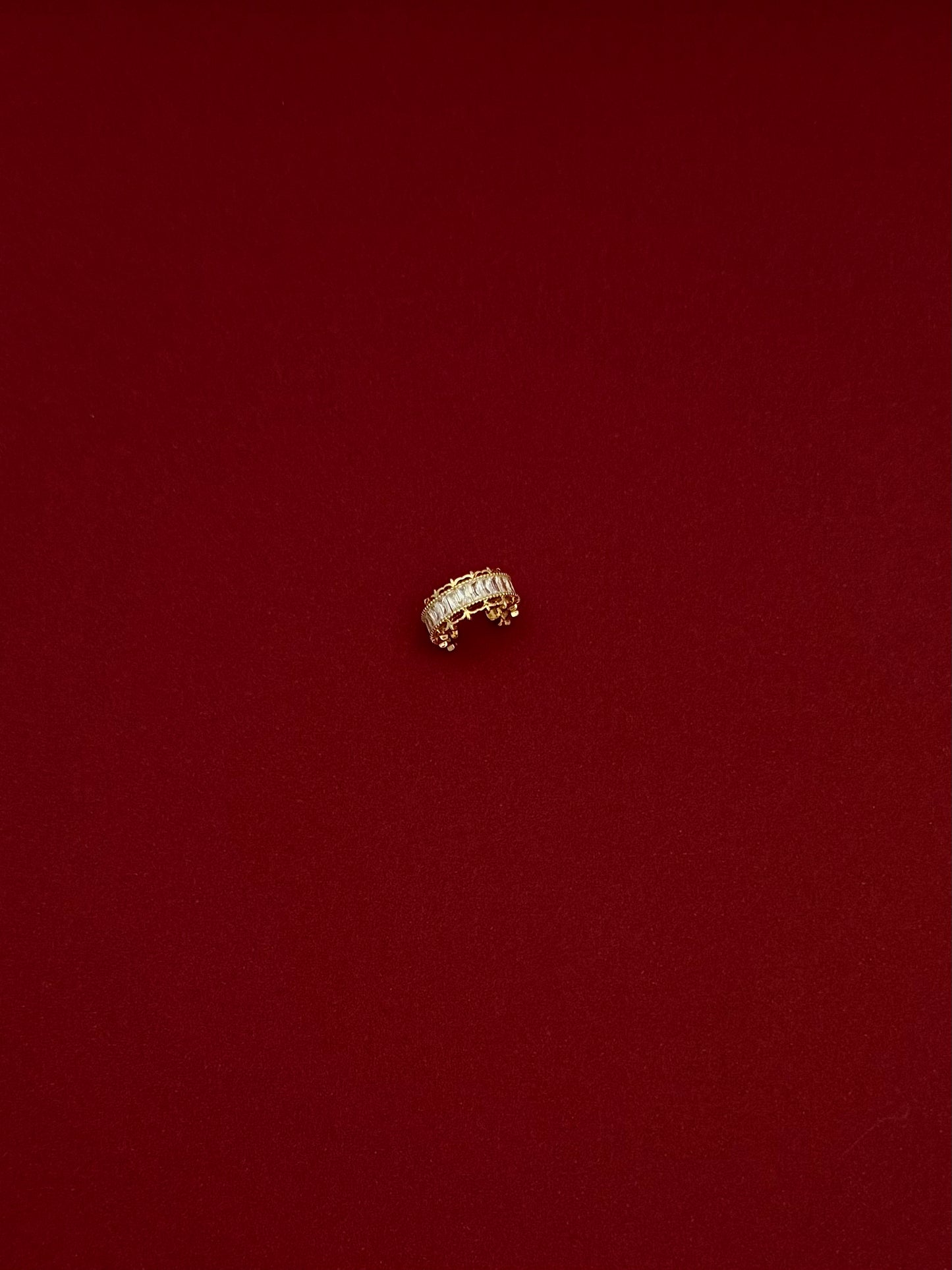 Ear Cuff Zirconia Rectangular Dorado