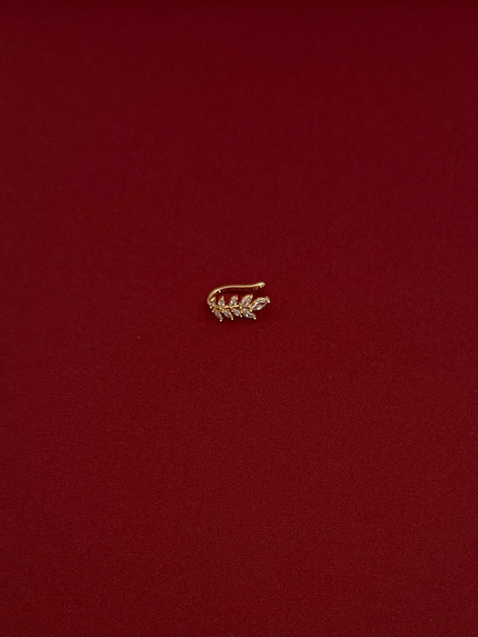 Ear Cuff Hoja con 9 Zirconias Óvalo Dorado