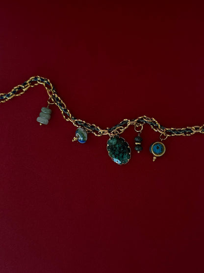 Collar Listón Verde con Dijes