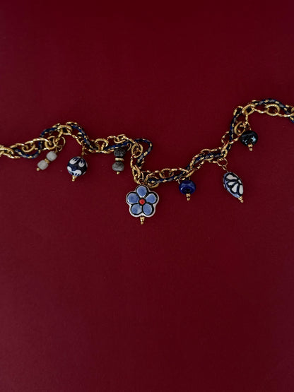 Collar Listón Azul con Dijes