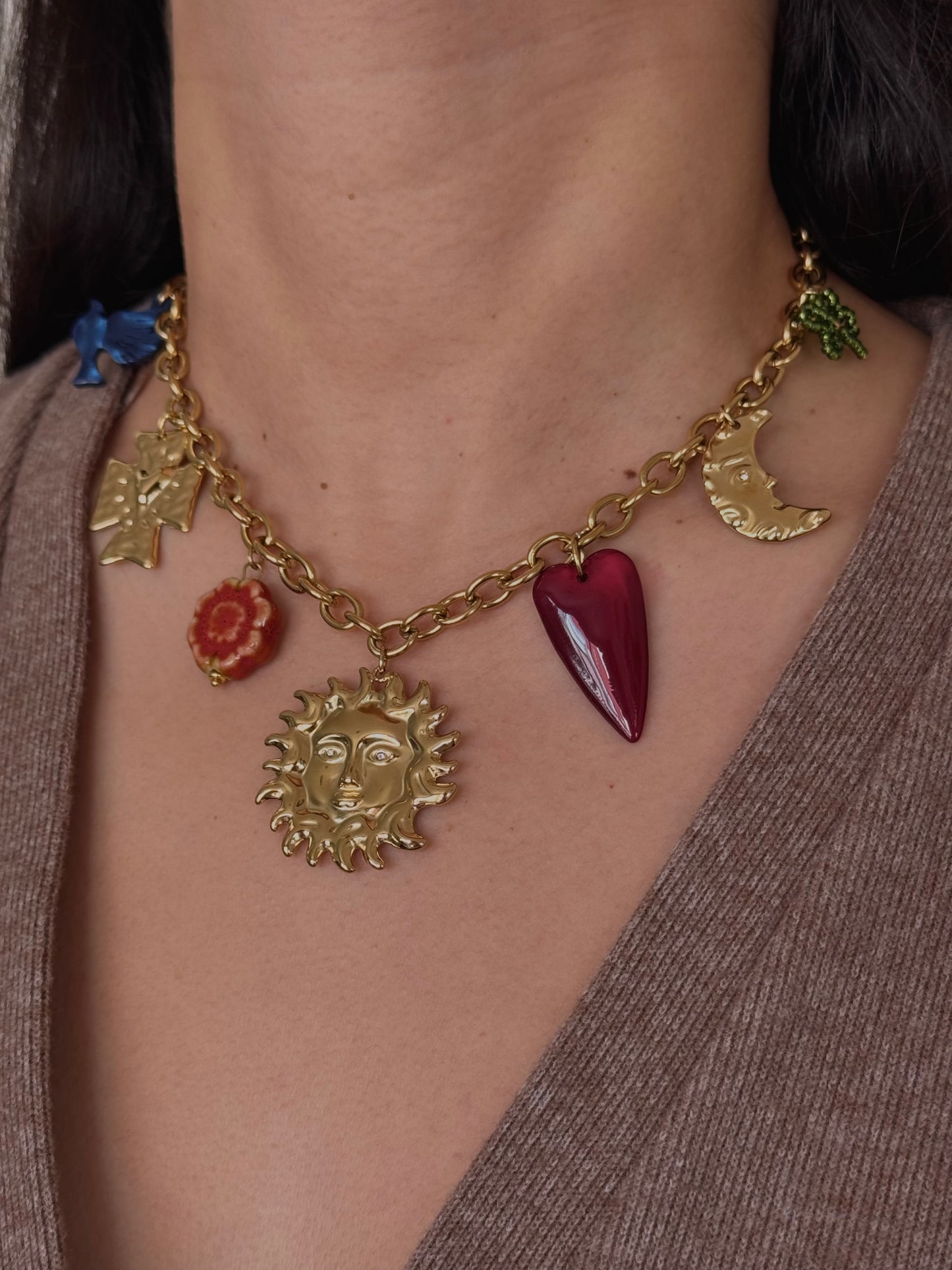 Collar Sol Grande Dorado