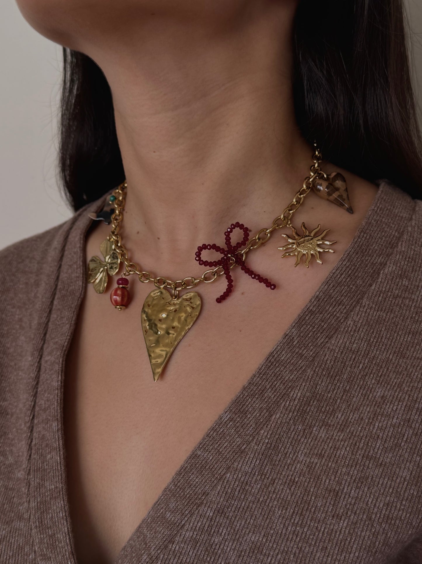 Collar Corazón Dorado Sol