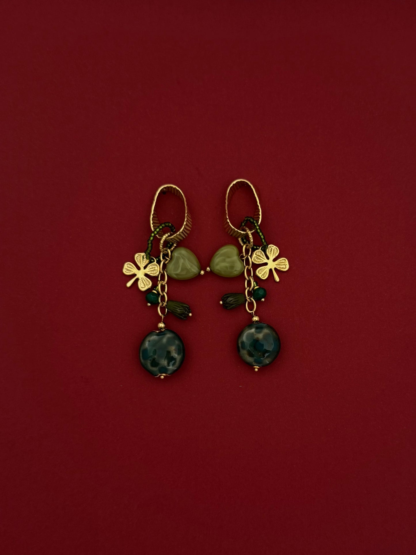 Aretes Trébol con Piedras Verdes