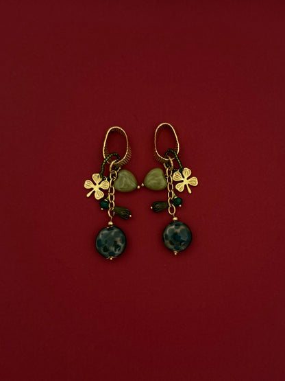 Aretes Trébol con Piedras Verdes