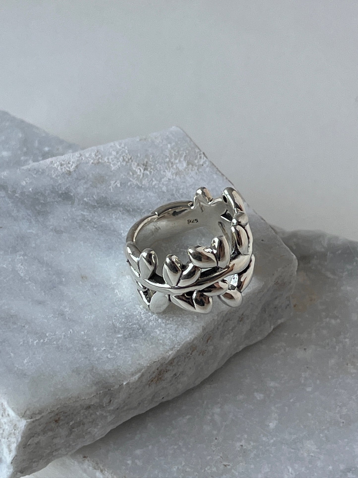 Anillo Raíz Viva
