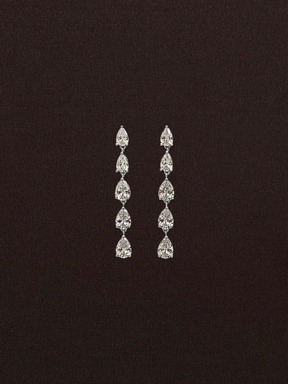 Aretes Gota Blanca en Garra