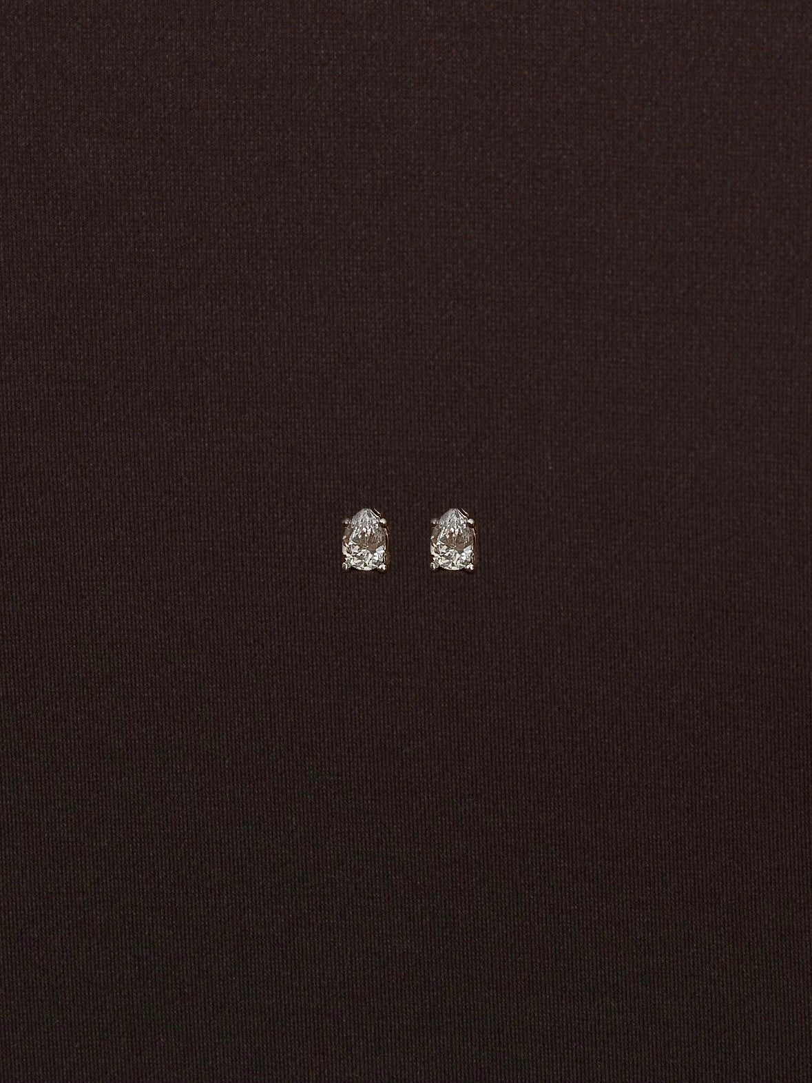 Aretes Gota Blanca en Garra Mini