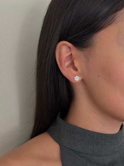 Aretes Flor de Zirconias