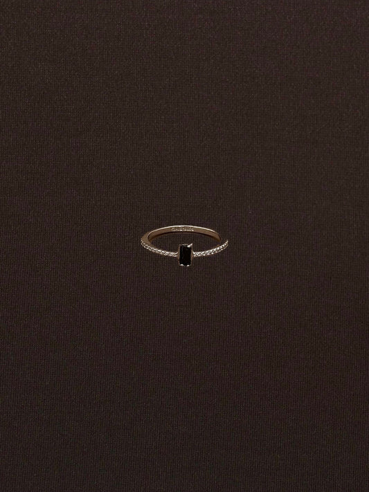 Anillo Rectángulo Negro con Churumbela Blanca