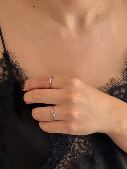 Anillo Rectangular Morado Clásico