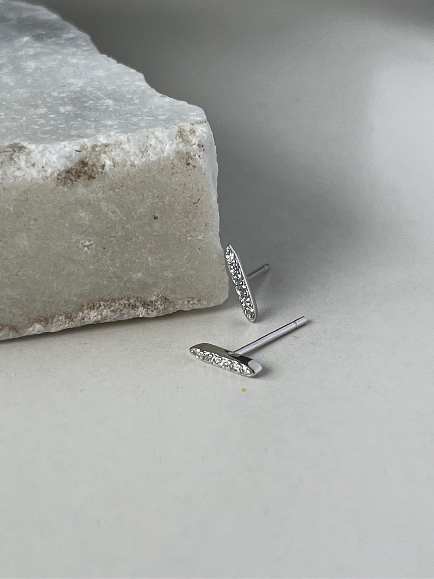 Aretes Brillo Lineal