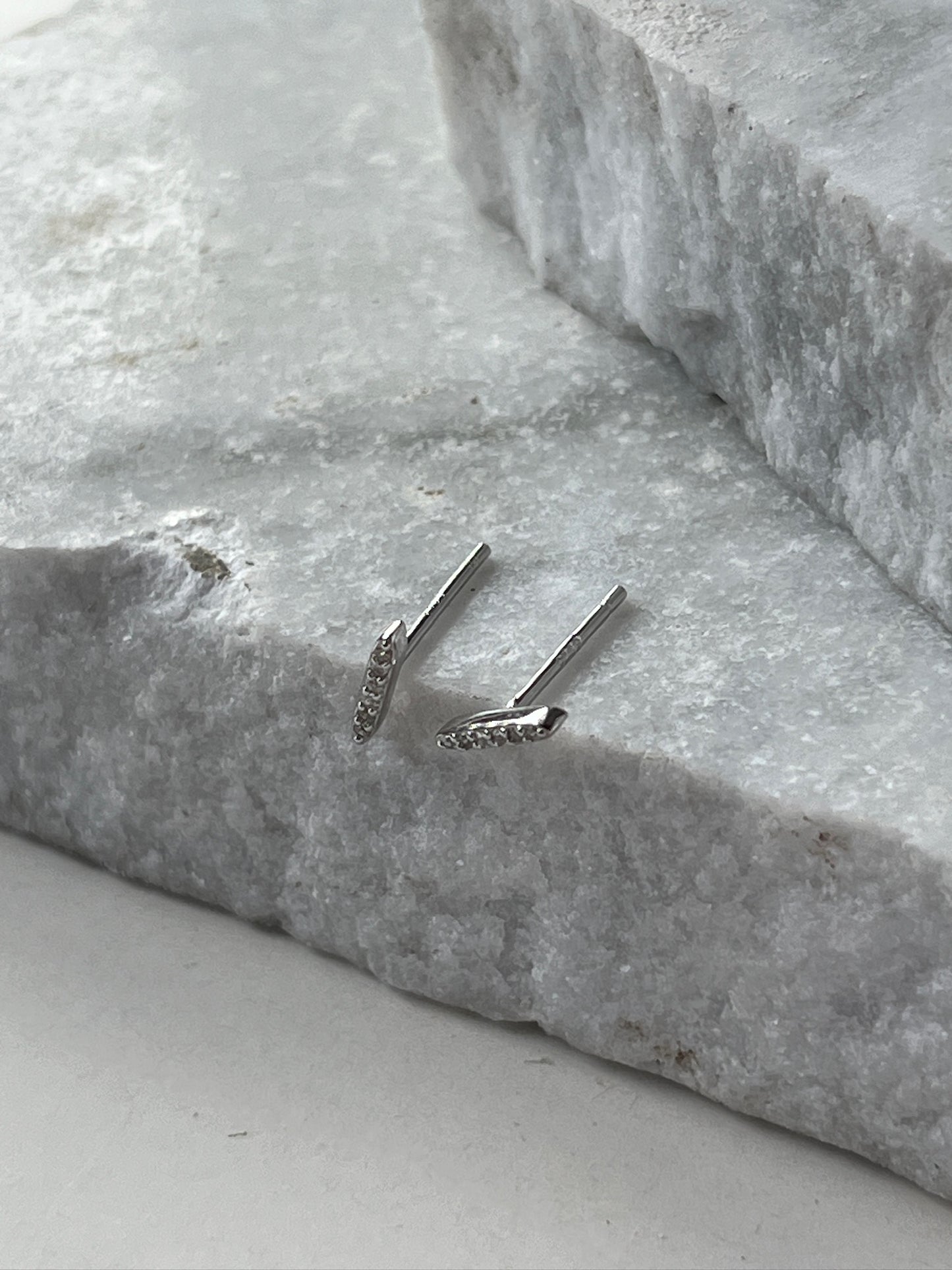 Aretes Brillo Lineal